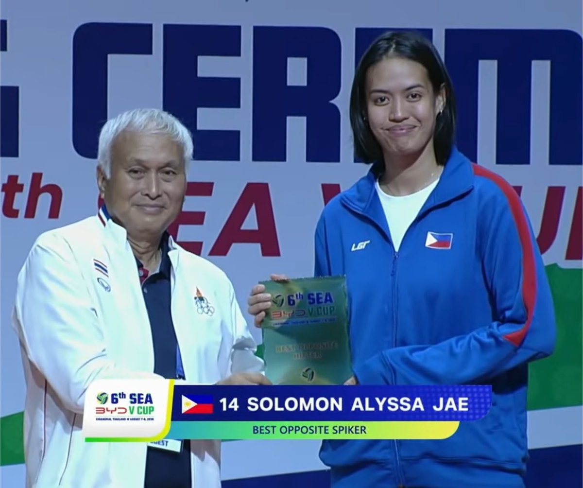 nationalufan's tweet photo. And the Best Opposite Award goes to Alyssa Solomon!! She is the back to back awardee for both legs of SEA VCup this year!

She is now a 4x Best Opposite Spiker in the SEA VCup. Congrats Egay 🥹❤️ https://t.co/WtHKEYGLRz