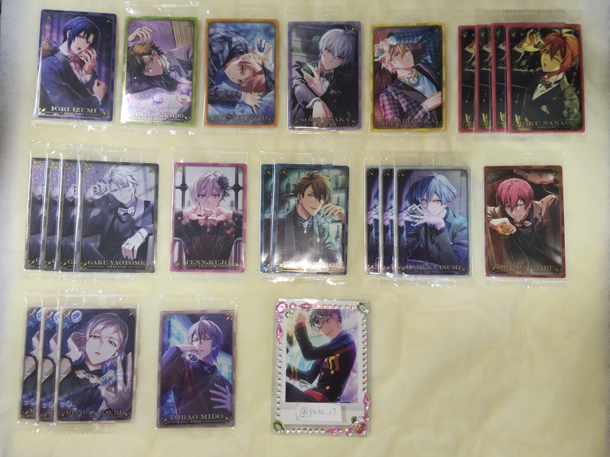 yako__i7's tweet photo. 【交換】アイナナ アイドリッシュセブン ウエハース 27

譲 : 💎一織 大和 三月 壮五 ナギ 陸4 　楽4 天 龍之介2 悠3 トウマ 巳波3 虎於
 　  箔 一織 三月 天 龍之介 悠 巳波
　   過去弾(画像3〜6)
求 : 箔 環 楽 (コンプ目的、各1)
　   決まり次第同異種百 千(詳細はツリーに記載)

続きます↓ https://t.co/4e2Ta2cOsf