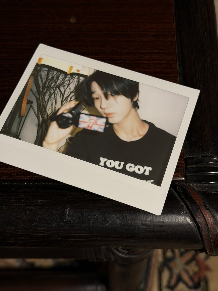 shfly3424's tweet photo. The summer heat is nothing compared to how much I miss you. I’ve been pouring my heart into every day, working hard and getting ready for the moment we meet again. @YESUNG_smtown https://t.co/P1yObxp7KI