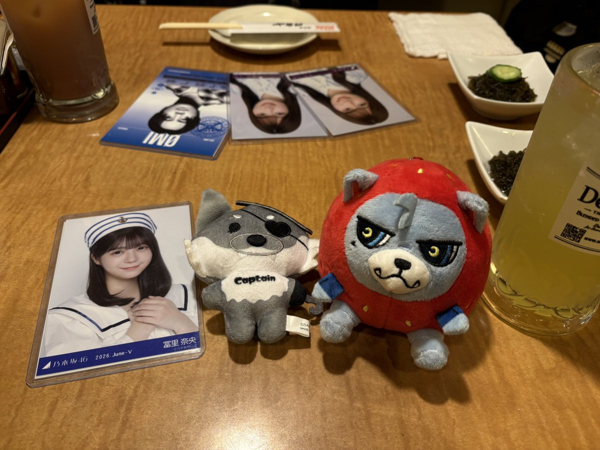 umenao_23's tweet photo. ラ後
何のライブ後ですかって机の上 https://t.co/h3qNMF9v1P
