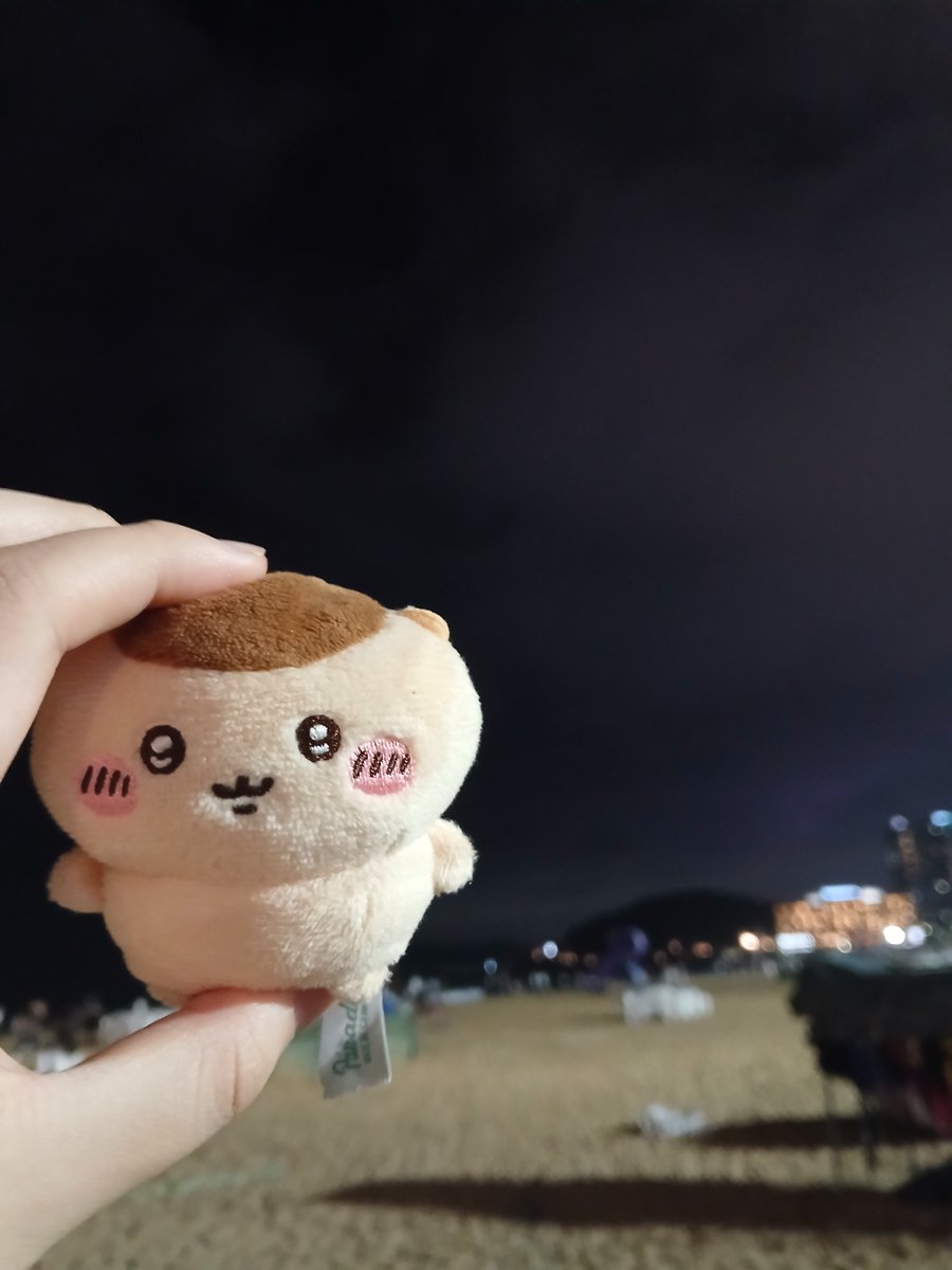 tjsha20's tweet photo. 해운대 칸다소바(짱맛있었다)에서 라멘먹구 밤바다 https://t.co/m6Z73GBo04