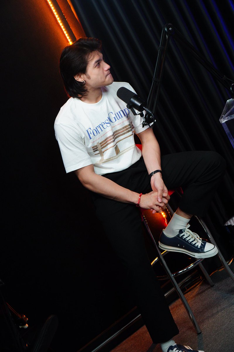 hashtag_k1d's tweet photo. A throwback, but make it a statement.
Roooocking the Converse Throwback from @converseph 😤
#ConverseThrowback #ConversePh #converse #conversechucktaylor https://t.co/RkmnnydmI7