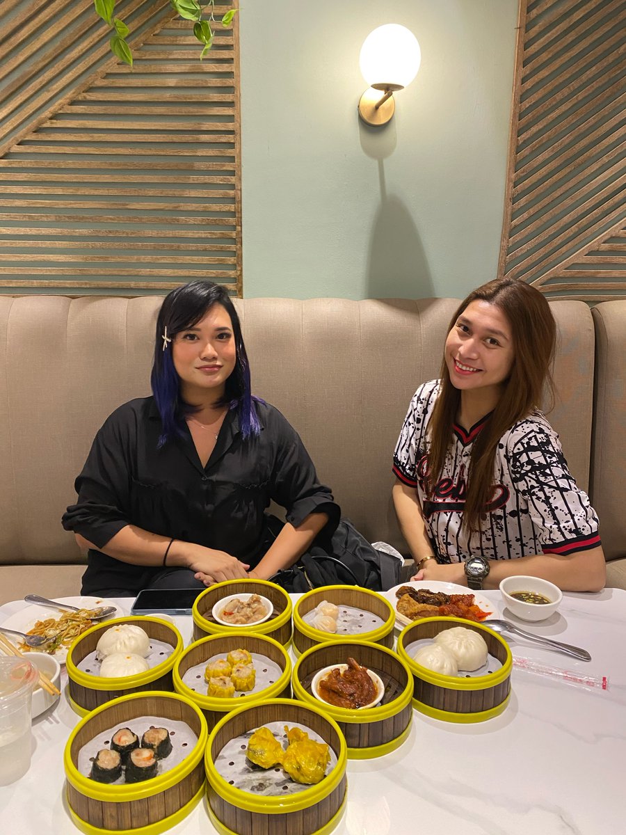 therealgeozeff's tweet photo. Happy happy birthday, Sis! 🥂 Bawi tayo sa rest day. Labas us! Ingat lagi. Iloveyou. ❤️ @itsmechineemwah 

#TheRealGeozeff https://t.co/o9YWxmltXE