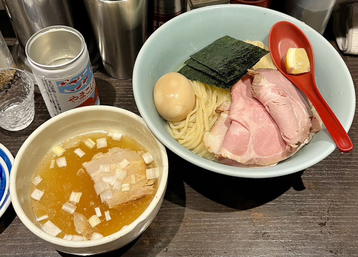 prince_may_'s tweet photo. 😮‍💨お疲れ仕事終わりに🚲💨こちら💁

✨ 鰹煮干昆布水つけめん 塩✨

特製中盛でボリューム⭕️⭕️
マンマン満足なのであります🤤🙏🙇

#夏海 #赤羽 https://t.co/xfo3MpCssN