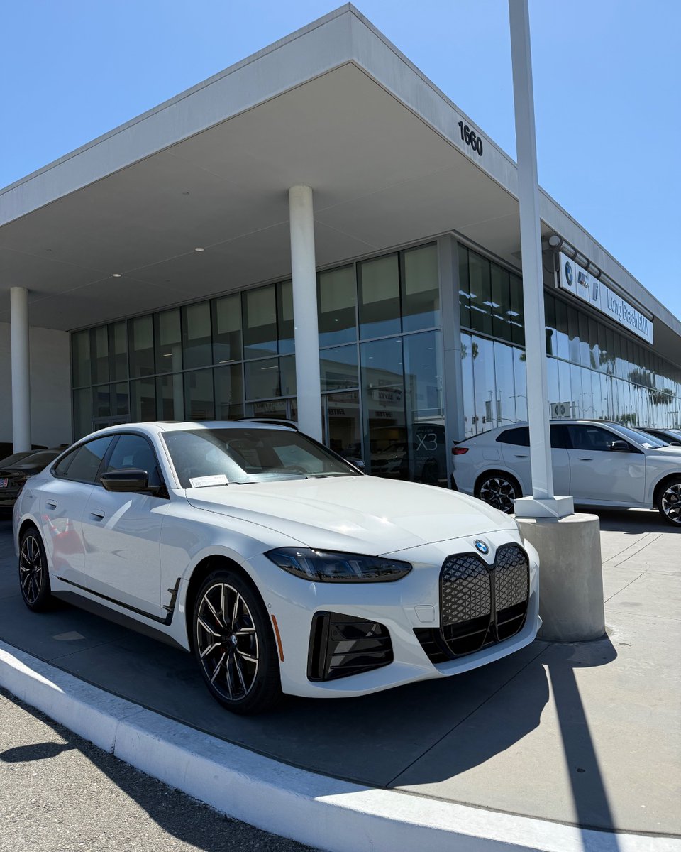BMWofLongBeach's tweet photo. The future of BMW performance and innovation is waiting at Long Beach BMW. Explore your next drive today.

https://t.co/OQj2VpI49p https://t.co/jiVlolbntB