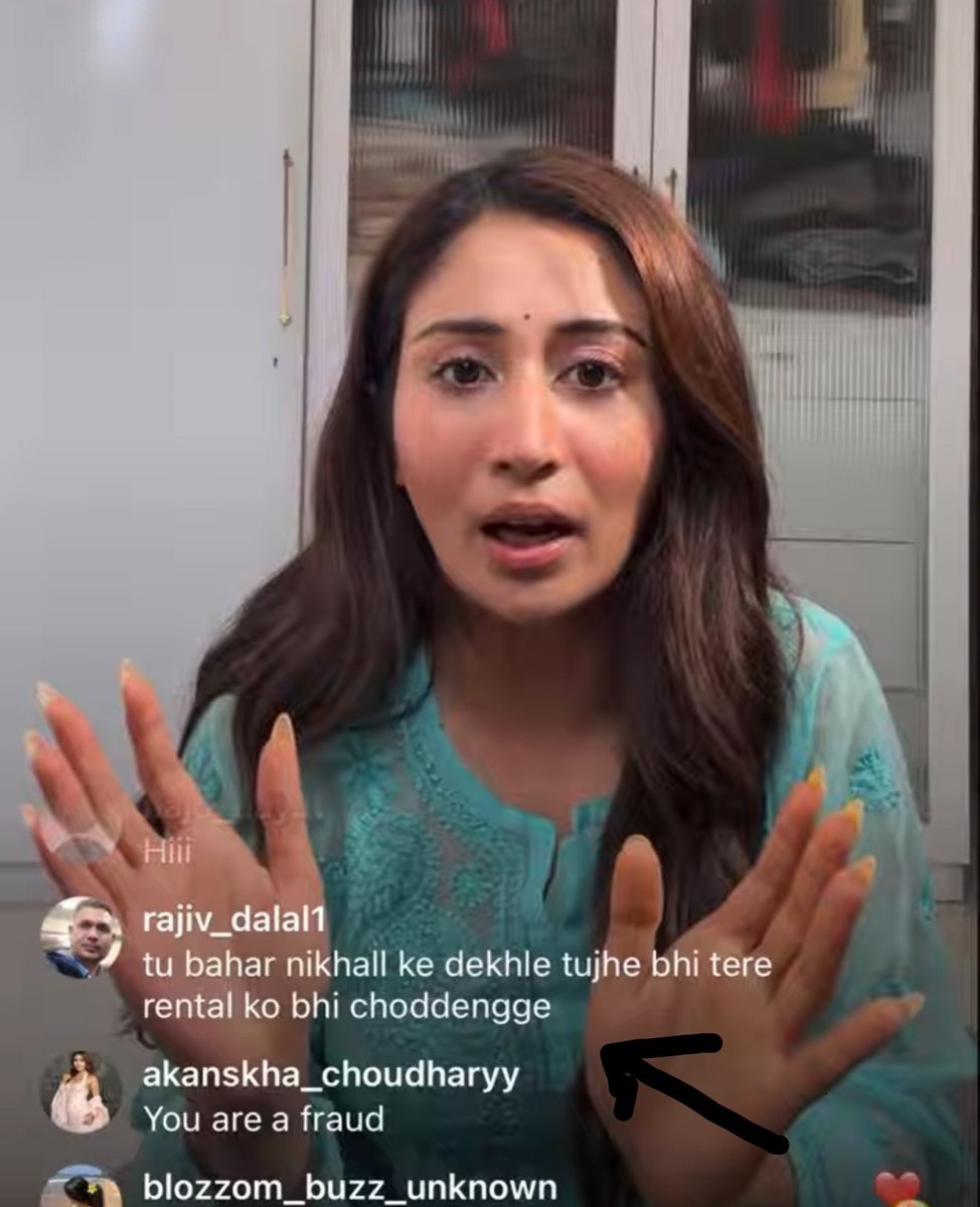 Aevvii_'s tweet photo. look at the mentality of these yoganda fans.. The comments in the live are so cheap and disgusting, like seriously have some shame!!! 

#Shreyakalra https://t.co/AiUv5xpoHn
