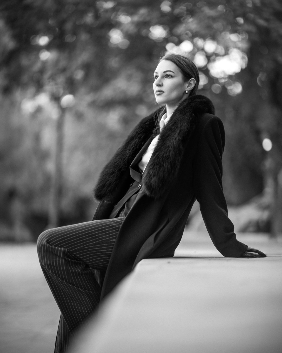 adamdpl's tweet photo. Kilka czarno-białych portretów zrobionych wspólnie z @sukubizm_studio. Te zrobione przy naturalnym świetle :)
Sony A7CII z obiektywem Samyang 85mm f/1.4 przy f/1.4, ISO 100-125 i czasach 1/100-1/640s.
#portret #czarnobiale #sonyalpha #samyang85mm #sesja https://t.co/SetKiFE4JU