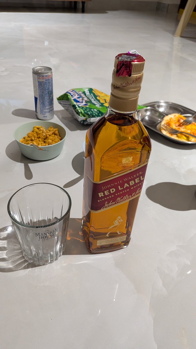 miss_aagam's tweet photo. Mansion house lo red label https://t.co/l17ZVLnWHy