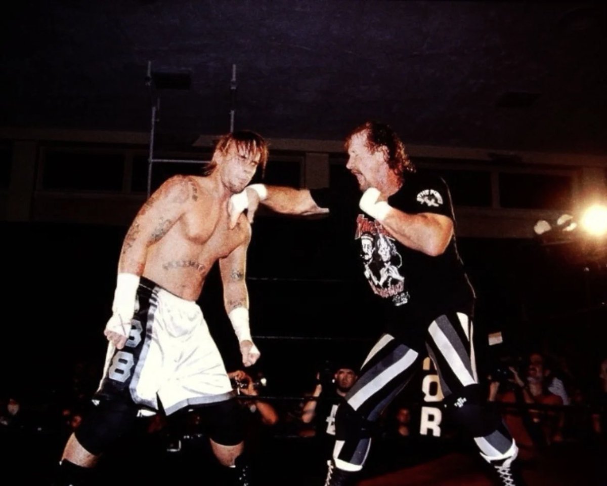 Teffo_01's tweet photo. CM Punk wrestling Terry Funk in 2003 ❤️ https://t.co/x7GNOEothc