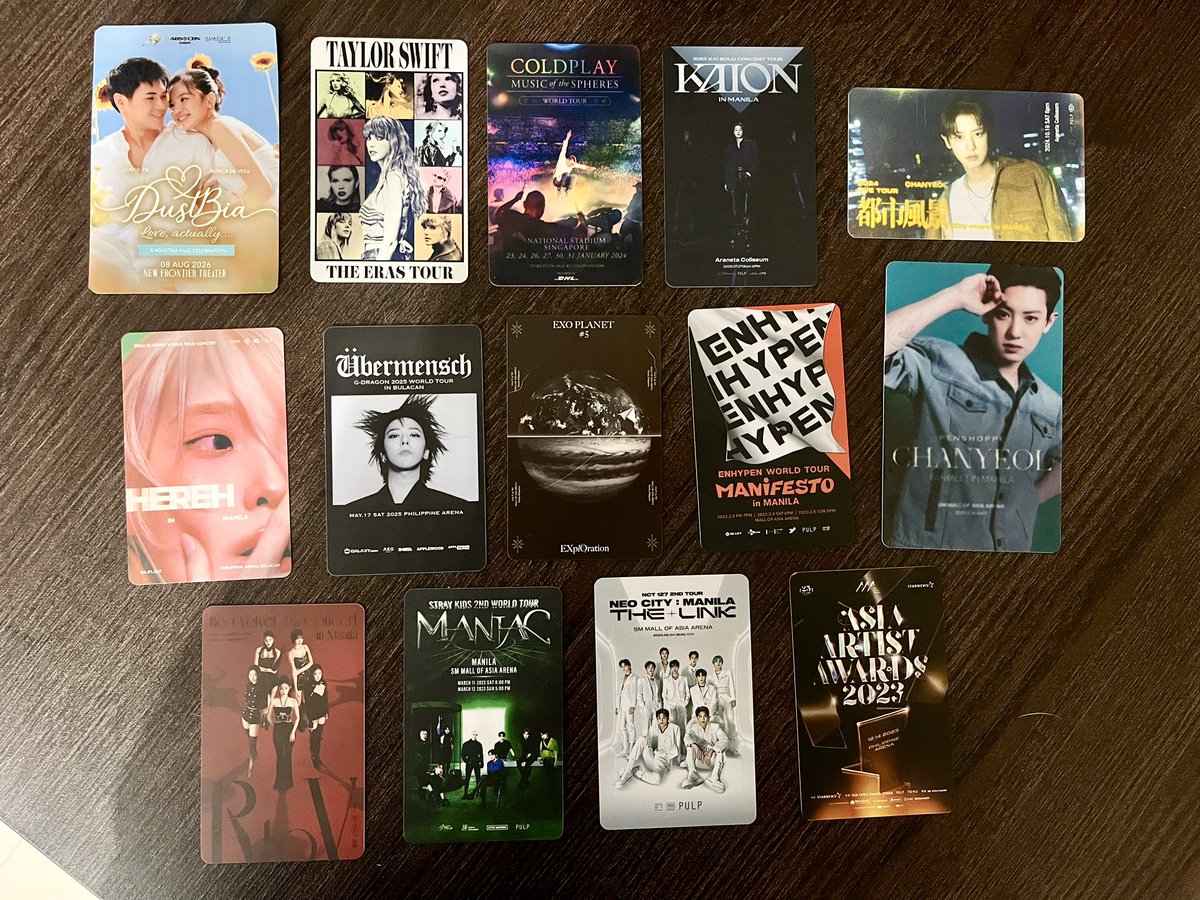 pulchritude1619's tweet photo. Behind this—freebies I made as a small token for some Cheffies. As a concert lover, sanay ako makatanggap ng ganto, so I made one for #DustBiaLoveActually para may remembrance din.
@dustinyuu @biancadeveraa grabe na kayo, kalevel niyo na si Taylor at Coldplay🤣 love you both!💛 https://t.co/GZNbvqbnJ5
