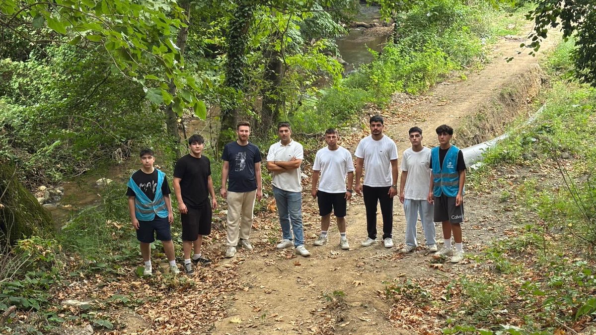 yalovaocak77's tweet photo. Ülkü Ocakları Yalova İl Başkanlığı Ortaöğretim Birimimiz, İsmail Gaspıralı Yaz Öğretim Geliştirme Programı kapsamında doğa yürüyüşü gerçekleştirdi.

@ayyildirim1 
@SonerSahin_06 https://t.co/HMb7ExSwCe