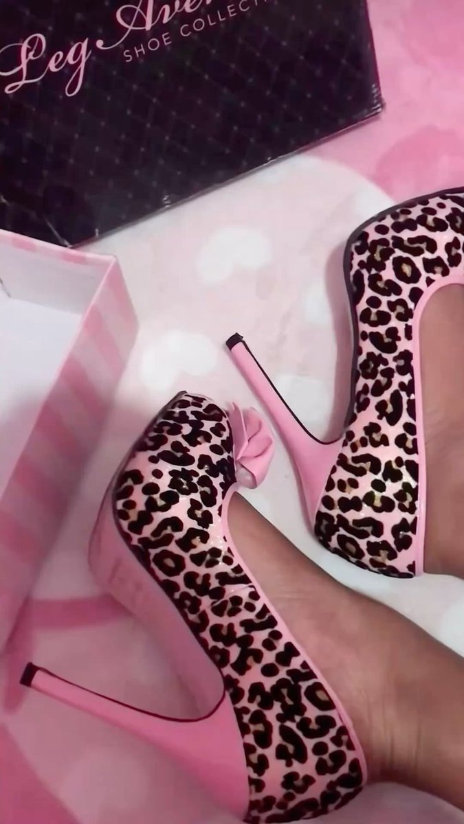 D1GITALPRINCESS's tweet photo. i want these so bad omg https://t.co/UYwVL23pNB
