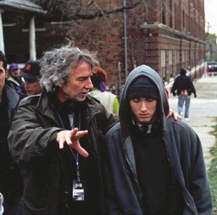 25YearsAgoLive's tweet photo. Filming begins for the new Eminem rap movie, “8 Mile,” in Detroit, Michigan. https://t.co/NcFUvD6LX4
