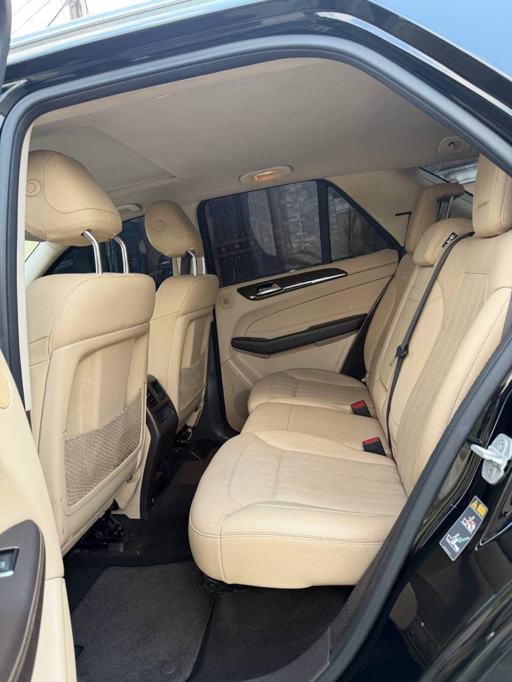 pairforgemotors's tweet photo. 2016 Mercedes-Benz GLE350
Foreign Used | ₦28.5M ONLY
Beige leather interior
Touchscreen infotainment
Multifunction steering
Power front seats
Dual-zone climate control
Panoramic sunroof
Premium wood trim
Alloy wheels

📍 Lagos Mainland
📞 08143818455 | 08142884530
📲 DM https://t.co/JwEt5uov0j