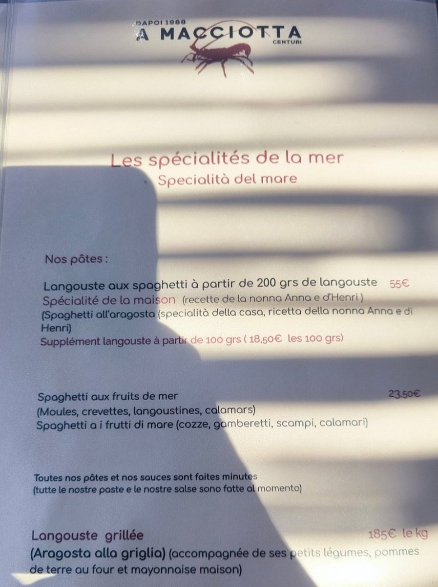 bobby_du_92's tweet photo. @FranceSouvUnie Moi j'ai pas les moyens pour la langouste-spaguetti à 55 €
Du coup, je fais "truc de la mer"-spaghettis à la maison et les gamins adorent. Pour 220 € à 4, j'achète ce que je veux en plus des 2€ des spaghetti 😁 https://t.co/2m94AoDMFQ