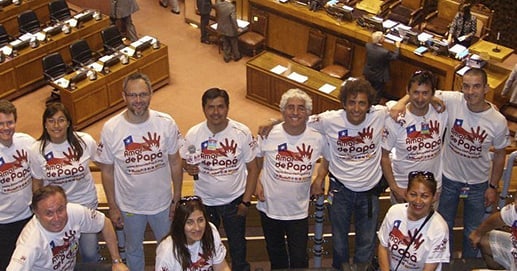 AmordePapa's tweet photo. ALERTA EN EL DÍA DEL NIÑO:

En este #DíadelNiño o #DíadelaNiñez, como Amor de Papá enviamos nuestra propuesta técnica al diputado Diego Schalper para corregir un grave "punto ciego" en el proyecto de ley de "Protección Digital Infantil"

+informaciones: info@leyamordepapa.cl https://t.co/UcnqPDlLZZ