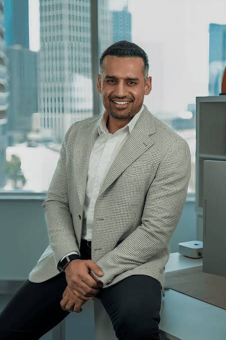 propwatchmedia's tweet photo. 🚨 UMAIR RAJA — SOME QUESTIONS NEED ANSWERS.

The lifestyle can be polished.
The awards can be impressive.
The marketing can be loud.

But none of that answers what traders are asking about Pipstone Capital.

Where are the clear answers on:

• Trader payout complaints?
• Operational concerns?
• Business relationships?
• How disputed cases are handled?
• What exactly happened in the cases traders have publicly raised?

If the allegations are wrong — address them with evidence.

If the traders are wrong — show why.

Silence doesn’t resolve questions.

Traders deserve facts, not another marketing post.

@Pipstonecapital 
@AirRaja 

We’ll keep asking until there are clear answers. 👀