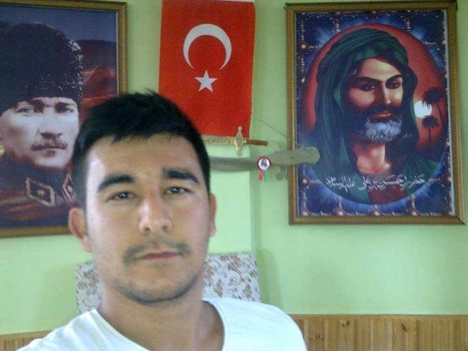 kemaloplatonist's tweet photo. Sol, merkez sağ ve tom barrack bundan korkuyor https://t.co/rhIFSnAYMH