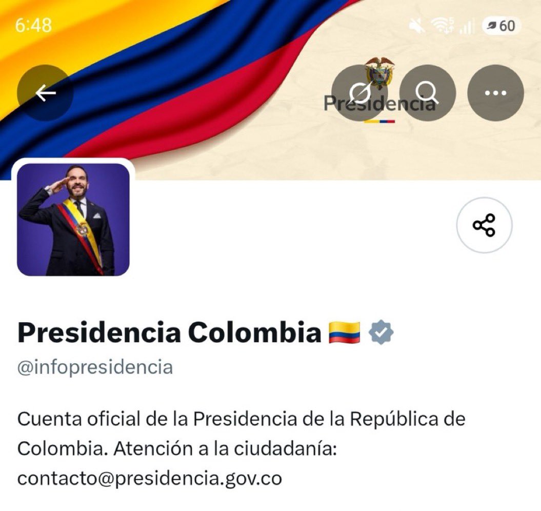 FisicoImpuro's tweet photo. Se imaginan donde Petro hubiera puesto su foto en la cuenta oficial de la presidencia de la República? Los medios estuvieran hablando de su megalomanía durante mínimo DOS SEMANAS. Pero como es Abelardo, el que los va a enriquecer a punta de pauta, entonces no dirán ABSOLUTAMENTE NADA