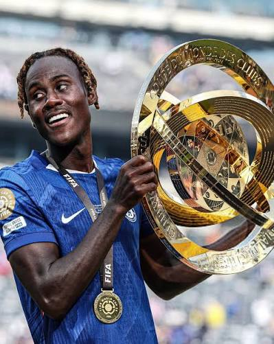 chelseayouth's tweet photo. Champions League player and Champions League person goes to Champions League club. His level. His time. Go well Trev. https://t.co/zv3BFwArSX