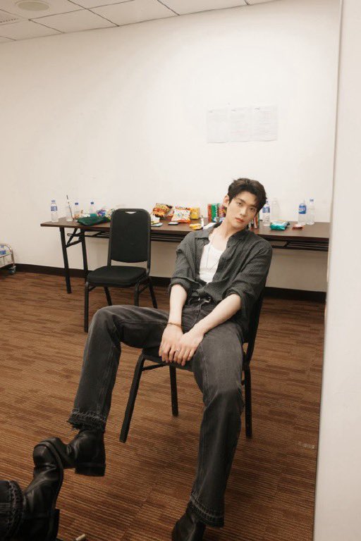 syuutiipie's tweet photo. interesting seat you have there https://t.co/ZHk2QeePsH