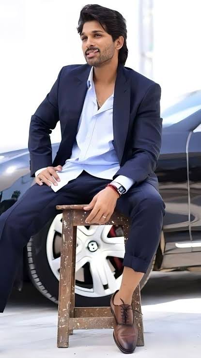 iconbhaai's tweet photo. Thalapthy la dressing anta .bhAAi is doing that from ages. Shut your bitch ass mouths https://t.co/PNUPJfm4bv