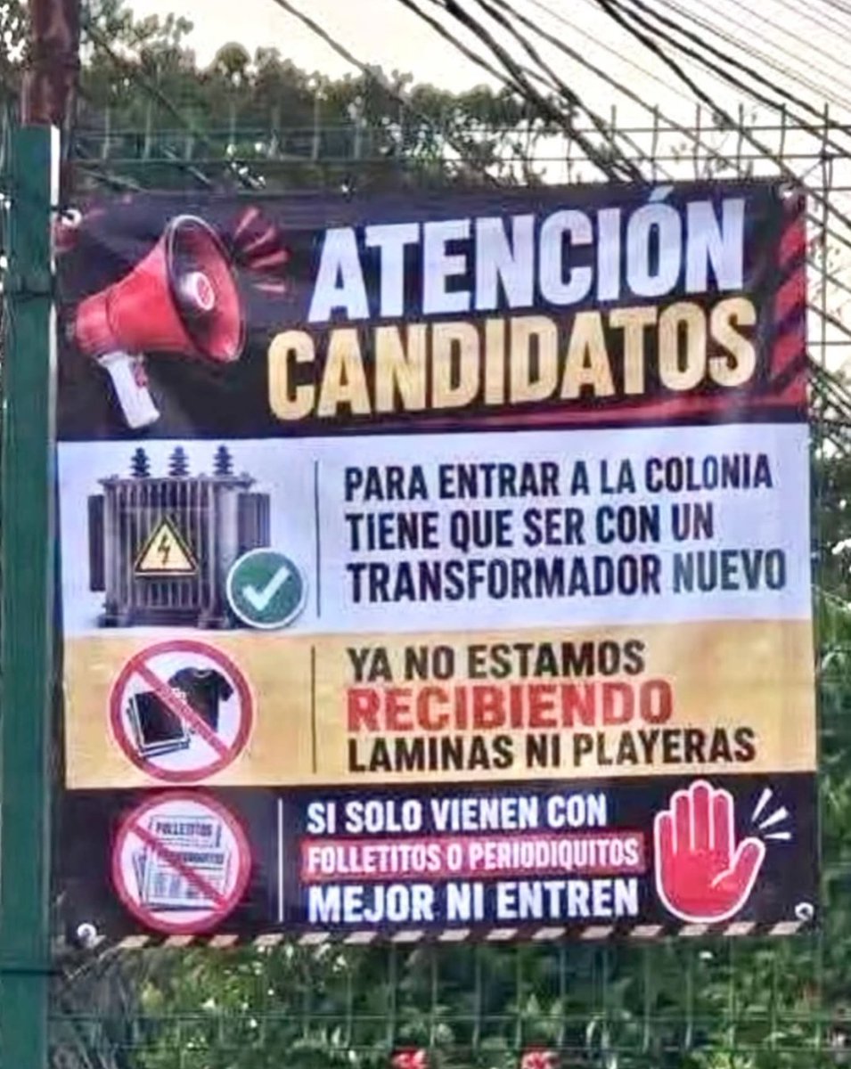 rthur013's tweet photo. Ahora están comenzando las CAMPAÑAS, perdón "Los viajes de reconocimiento ciudadano"

Deberían de poner este tipo de manta en la entrada de cada barrio o colonia
¿Que opinan? https://t.co/lPqtBH2HNi