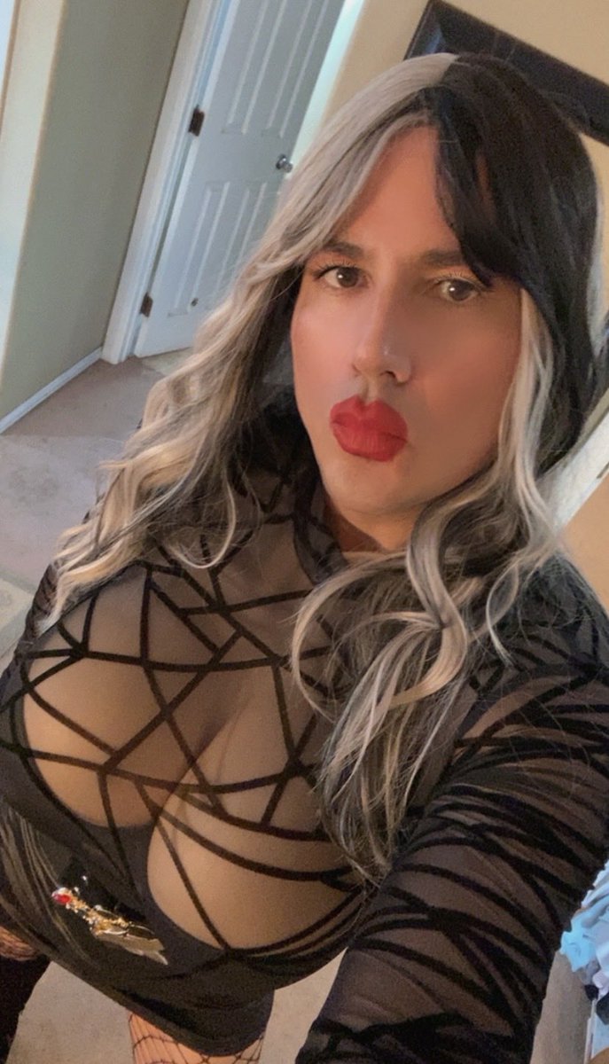 dannixdress's tweet photo. Hope your week starts off great… 
💋💋💋 https://t.co/UXG04jgIsn