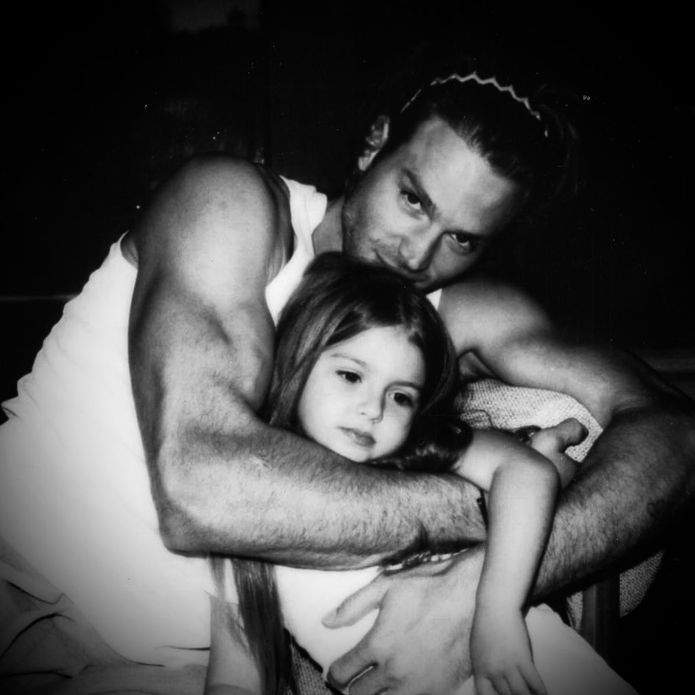 ninphomaniacx's tweet photo. Dear father, i'm not sure about many things, but if there's one I really have, it's that I was born as your daughter and I'm going to die as your fan. Today, tomorrow, always and forever. https://t.co/vth75D4RDG