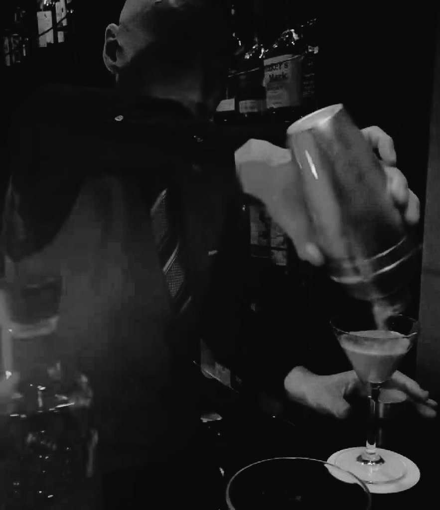 SHOTBARROBROY's tweet photo. お盆休み真っ只中ですが､
相変わらず通常営業しております．
ちょっと覗いて見てください. https://t.co/nk63NZL4Vv