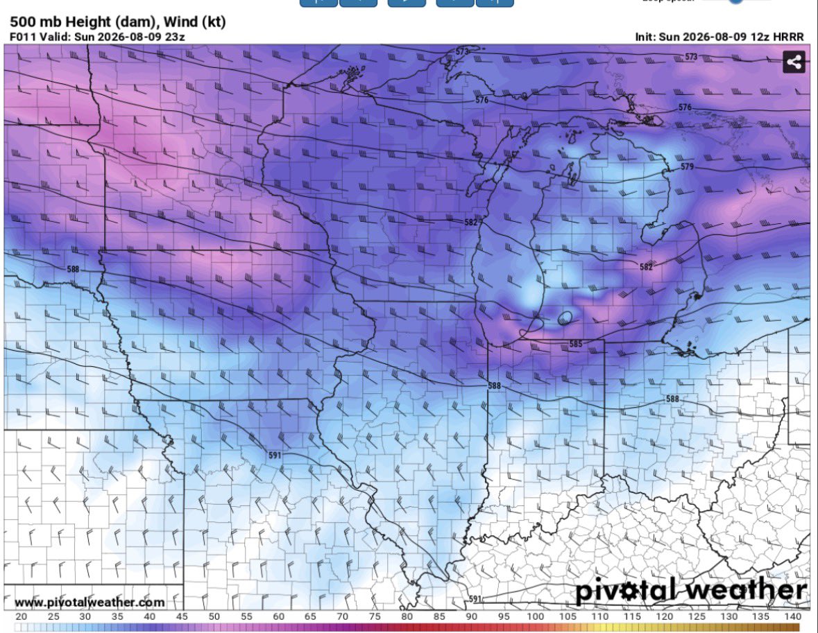 ben_williams_wx's tweet photo. It looks more likely that parts of E IA into N IL will be dodging a significant tornado event today, due to miss timed upper level support, wonky thermos and morning convection.  

A surging OFB in SE IA should modify and move NE throughout the afternoon although… https://t.co/BzU5oeIX7K