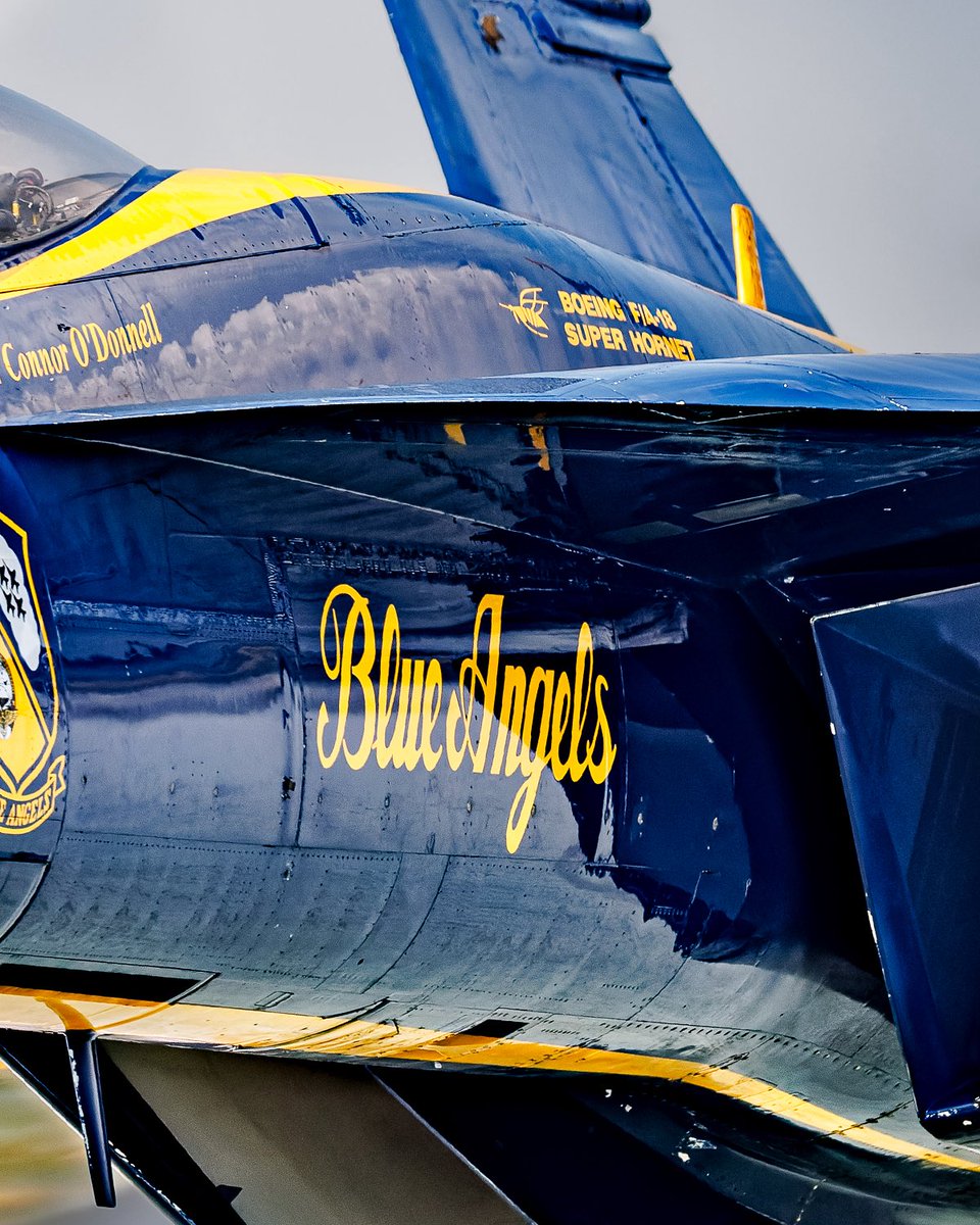 jkadamsphoto's tweet photo. For the second year in a row I got to shoot the Blue Angels from the showbox on Pensacola Beach pier! Catching a jet flying at you at over 700 mph is the BEST of rushes! https://t.co/IAHtgQNR9f
