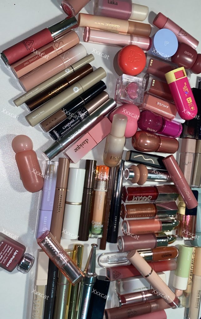 stnu_lunamoona's tweet photo. ✨ซื้อครบ 600฿ ส่งฟรี (พท.ห่างไกลไม่ร่วมโปร) รี+ปักได้โปร

มือ1/2มีมากกว่าในรูปค่ะ ขอใช้รูปเดิม

ค่าส่ง50฿ รี+ปักลด 15฿ ห่างไกล+เพิ่ม

งดต่อไม่ส่งฟรีไม่รับผ่อน
ลง 11~12/8 ส่ง 13/8

#ส่งต่อคสอ #ส่งต่อเครื่องสำอาง #ส่งต่อ #เครื่องสำอางค์มือสอง #ส่งต่อคสอมือสอง https://t.co/xvoIPQd0Qx