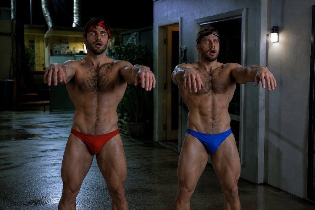 sway404_'s tweet photo. Gym guys are made to obey https://t.co/3mJoSRKTWM