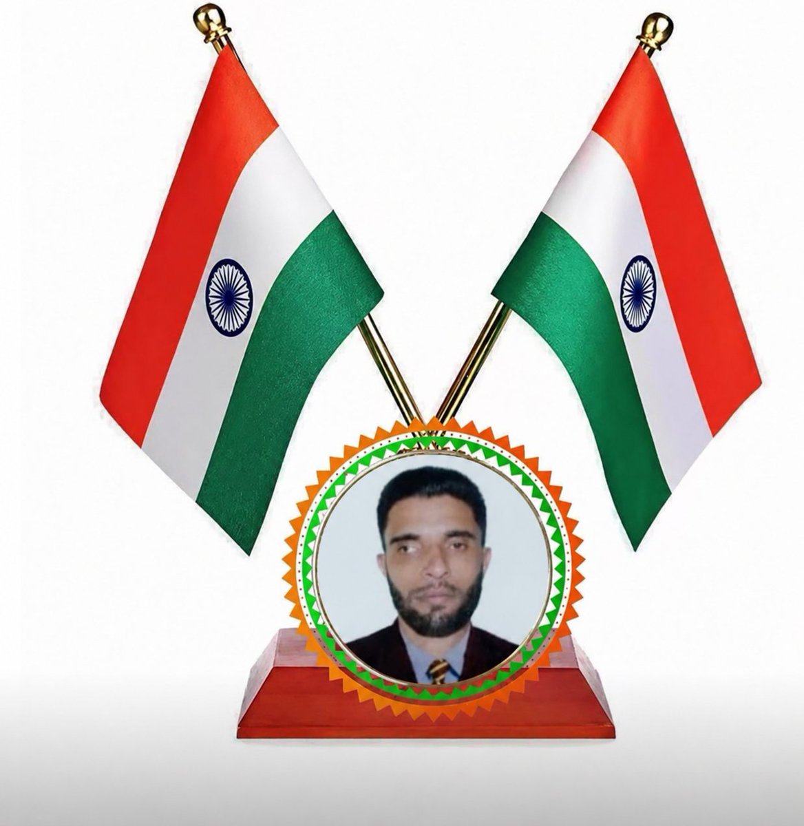 ALHAJBILALAHMED's tweet photo. 🇮🇳 Proud to be an Indian! 🇮🇳
With the Tiranga in my heart and Bharat in my soul, I celebrate our unity, pride and patriotism. ❤️🤍💚
“Tiranga Meri Shaan, Bharat Meri Jaan!” 🇮🇳
#HarGharTiranga #SelfieWithTiranga #Tiranga #VandeMataram #ProudIndian https://t.co/1oPnrCl1U9