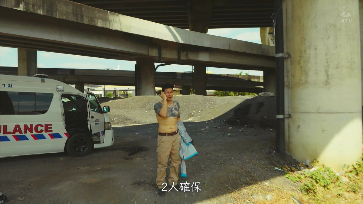 Tobaccoislife's tweet photo. 長野専務、対人戦術で衰えが見えるから自分の近くに護衛(エージェント)をしっかり準備しとるのね。
長年、別班で職務を遂行してる男の貫禄を見せつけられ、感服してる。
#VIVANT
#VIVANTTep13 https://t.co/sc9sTN3Mxj