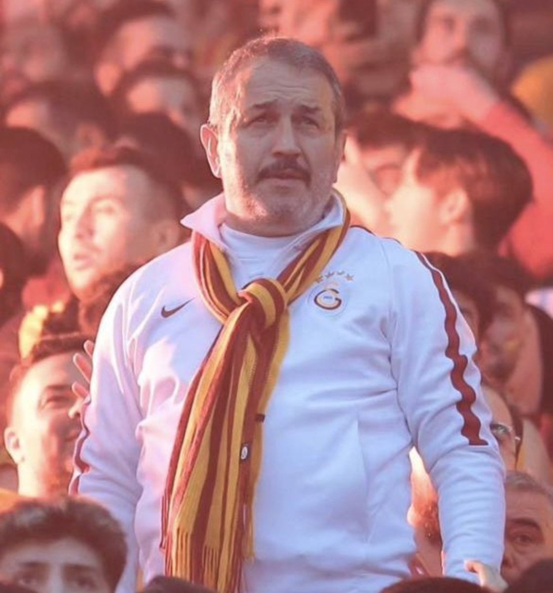 YellowRedReport's tweet photo. Sebahattin Şirin Yalnız Değildir! https://t.co/BRlgDUDCDW