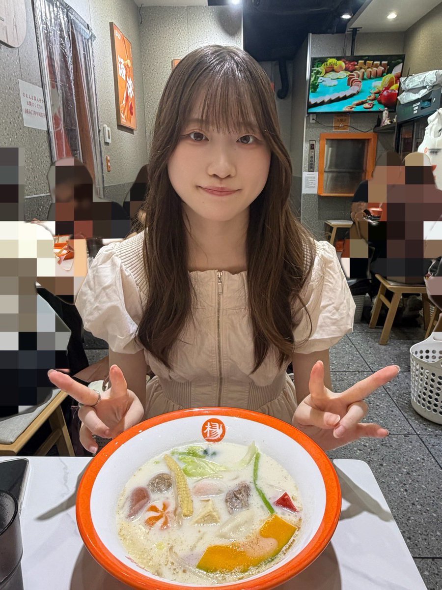 shiratamalove87's tweet photo. 今日は推しのVRコンサートに行く前に、麻辣湯を食べに行きました〜😋🌶️✨

前回食べてからかなりハマってしまって、日にちを開けずにまた行っちゃいました🤣

やっぱり麻辣湯おいしすぎる〜！！🥹✨
すっかりお気に入りになりました🫶 https://t.co/1Pjqfc010w