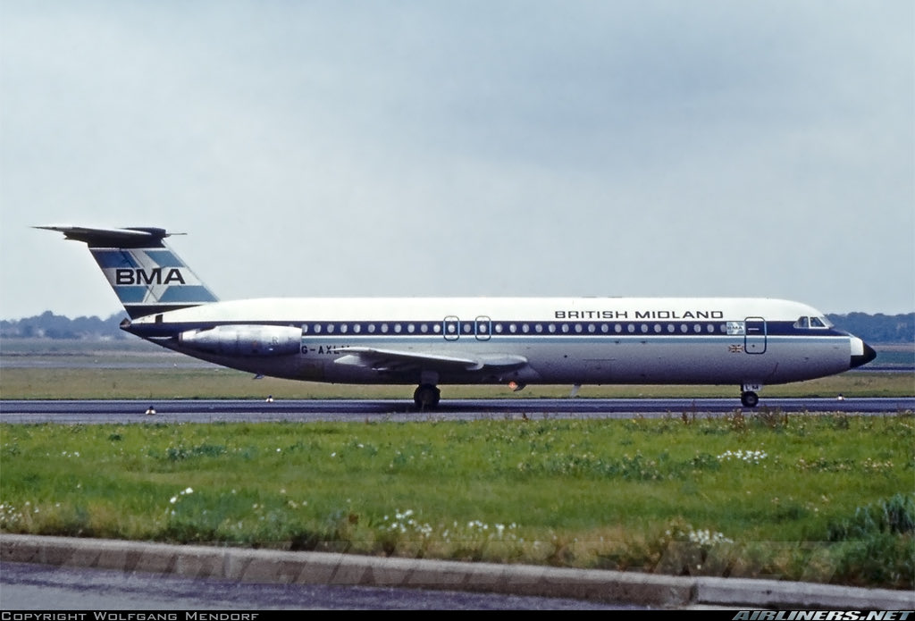 n194at's tweet photo. British Midland Airways - BMA
BAC 111-523FJ G-AXLM
DUS/EDDL Flughafen Düsseldorf
Date: 1972
Photo credit Wolfgang Mendorf
#AvGeek #Airlines #Aviation #AvGeeks #BAC111 #DUS #Dusseldorf @dusairport #BMA #BritishMidland 🇬🇧 https://t.co/LYXYF5do3A