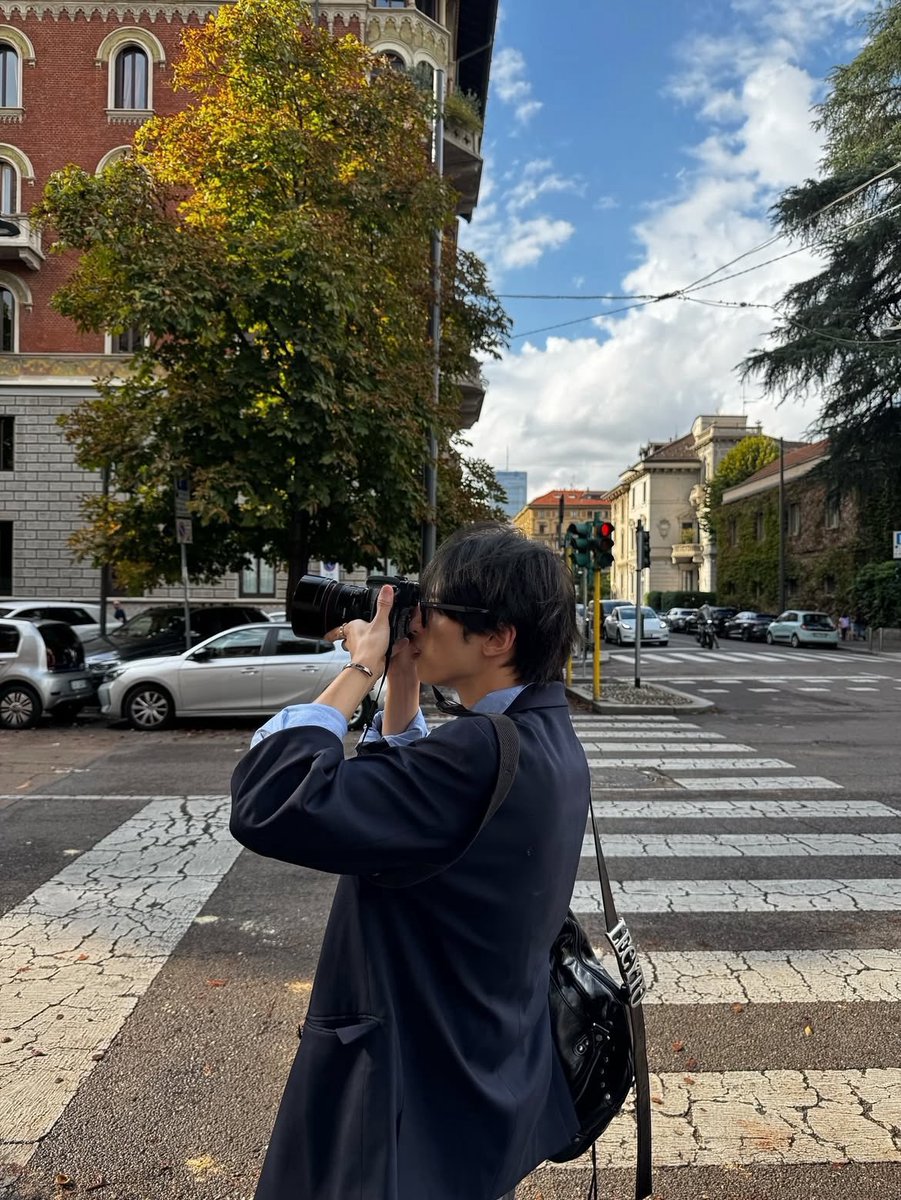 mgmgsuzu's tweet photo. 私こういう「フェンファンとデートなうに使っていいよ」写真が大好きなんだけど、これ全部田島将吾が撮った写真って気付いてしまった 格が違いすぎる https://t.co/Tfj1vgICln