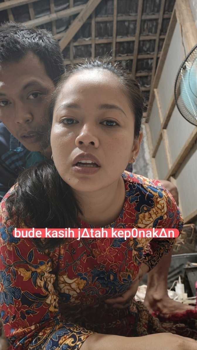 iteile's tweet photo. Njir mau aja sm bude gaya brdiri pula wkwkw

https://t.co/Gr8mWrxYD9

https://t.co/83Atf452Cu

https://t.co/b8VlQZB1hx https://t.co/hOpmD35g5x