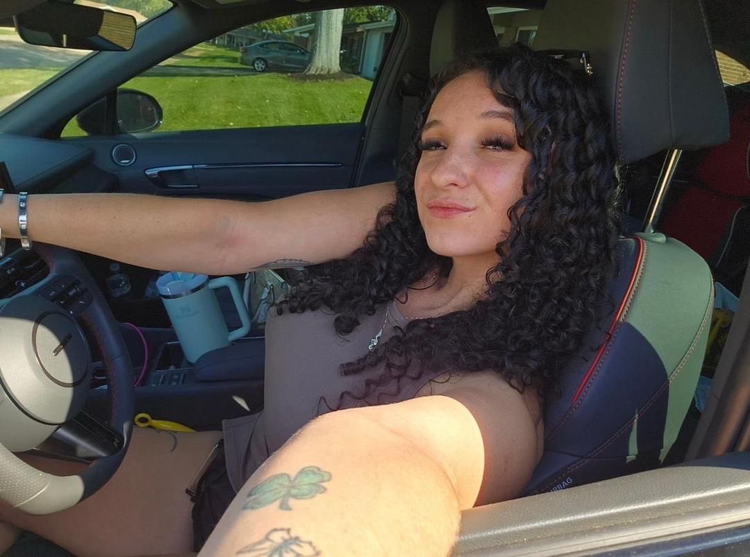 Ashely_gary's tweet photo. Sunday selfie 😂 
has to be done😬😬 😬🥴🥴🥴 https://t.co/DL28LVYBnU