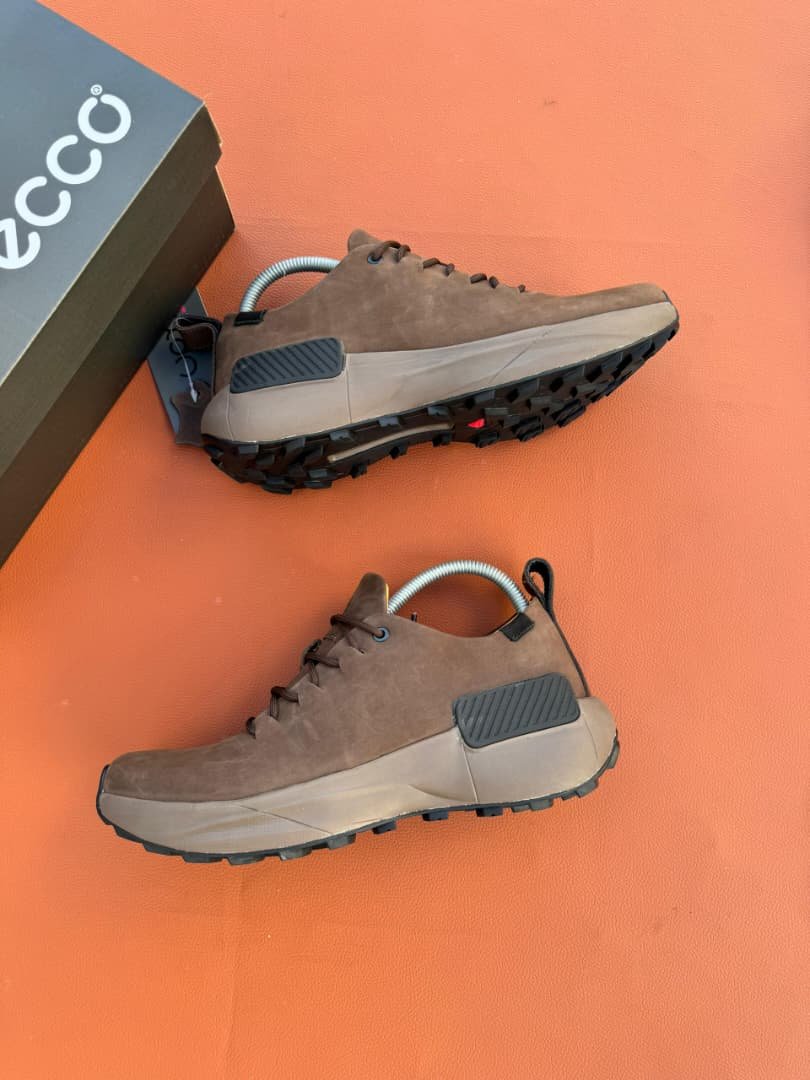 NewtonVincent5's tweet photo. NEW ERA BEGIN 

SIZE 40,41,42, 43, 44, 45 

THREE  COLOR 

PRICE 95,000, FULL BOX 

+255763286325 Whatsapp AND NORMAL CALL 

TUNAUZA JUMLA NA REJAREJA PIA 

TUNAFANYA DELIVERY NDANI NA NJE YA NCHI KARIBU WOTE KWA ODA 

TUPO MTAA WA NARUNG'OMBE NA CONGO 

WE ARE THE BEST🐻‍❄️ https://t.co/NAzd0qEdn6