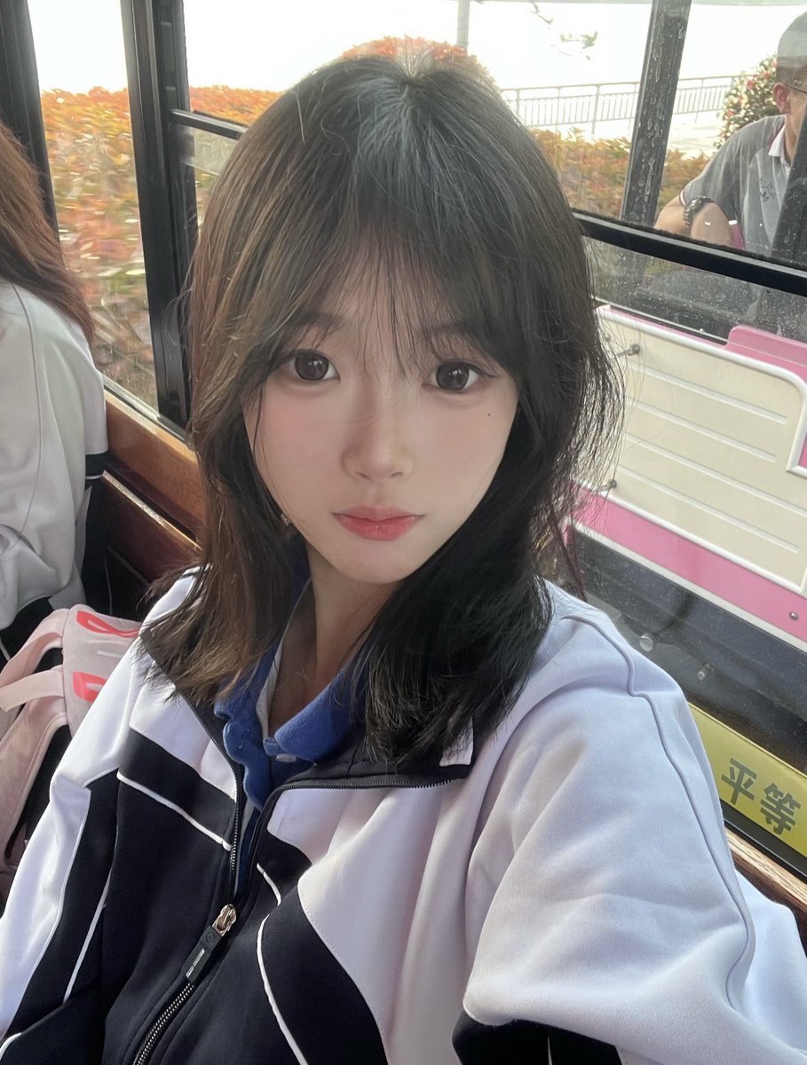 amoool25_'s tweet photo. 谁要锐评我高中生16岁的福啊？

要看的来嗷~~我直接发咯！！！

是粉哒～看完不许乱传！ https://t.co/RmUU2KVATo