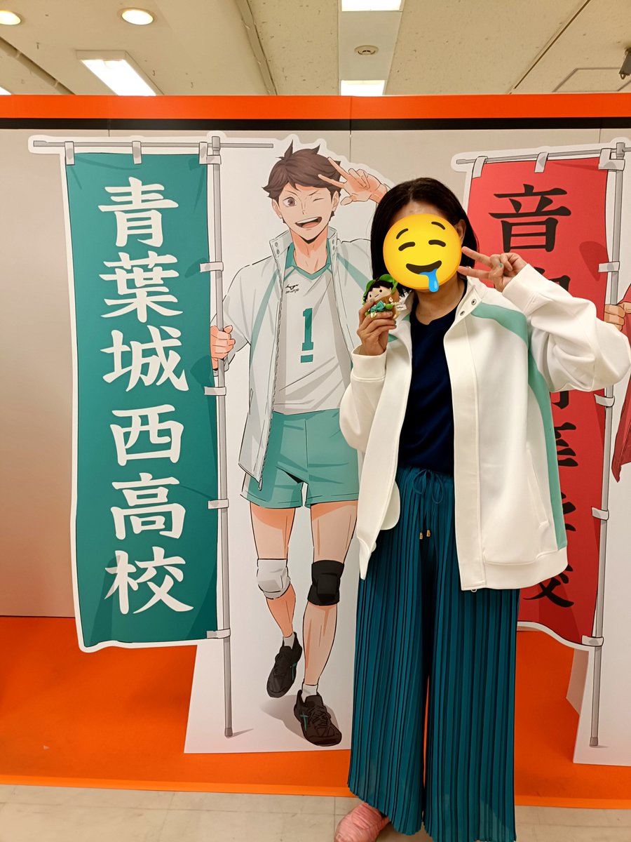 lovemonakan's tweet photo. たくさん反応ありがとうございます🥹
TL荒らしてすみません💦
ゆっくりお迎えいかせてもらいますね～✨
そして明日会える人は会ってください～🫶
今日は2次元の推し活で走り回っていたので帰ってから手紙書けるかなぁ😂 https://t.co/oEo0T0jUXC