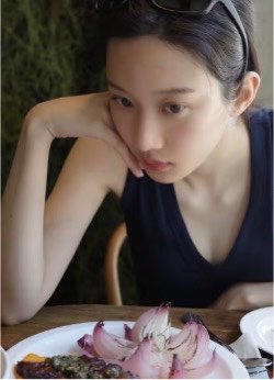 Kdramaniax's tweet photo. Same person btw https://t.co/pAnMORczSr