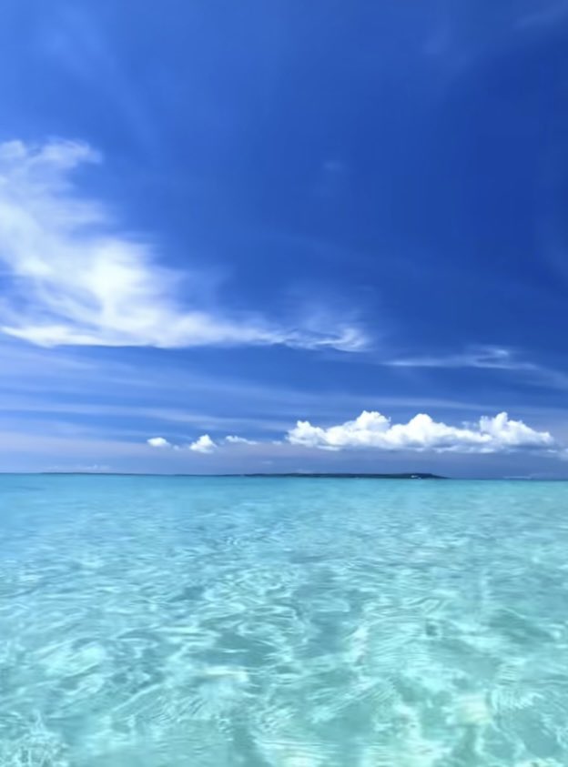okinawa789's tweet photo. Question for everyone around the world: Have you ever visited the beautiful ocean in Okinawa?😊 https://t.co/W5McdmQutc