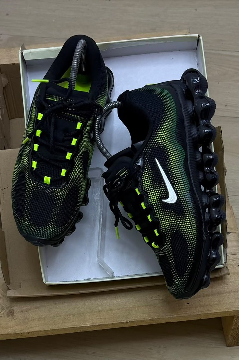 NewtonVincent5's tweet photo. NEW ERA BEGIN 

SIZE 40,41,42, 43, 44, 45 

FOUR  COLOR 

PRICE 95,000, FULL BOX 

+255763286325 Whatsapp AND NORMAL CALL 

TUNAUZA JUMLA NA REJAREJA PIA 

TUNAFANYA DELIVERY NDANI NA NJE YA NCHI KARIBU WOTE KWA ODA 

TUPO MTAA WA NARUNG'OMBE NA CONGO 

WE ARE THE BEST🐻‍❄️ https://t.co/wl1ohf9bHH
