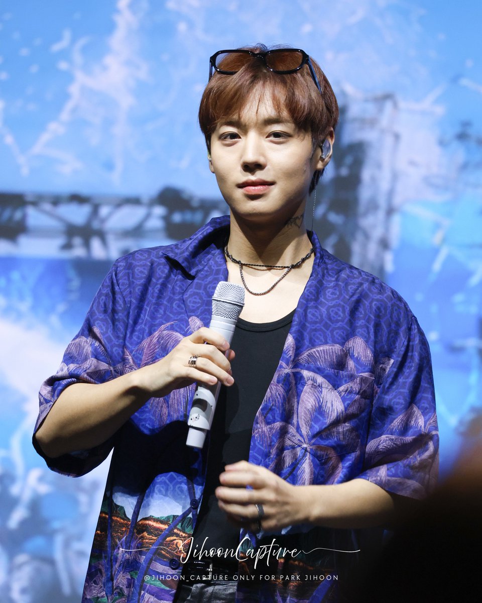 jihoon_capture's tweet photo. 看到這三張我原地死去x N 次🫠🫠🫠

20260808
[ RE:FLECT ] ASIA FAN CON IN Macau
#parkjihoon  #朴志訓  #박지훈 https://t.co/fSsPKspsu3