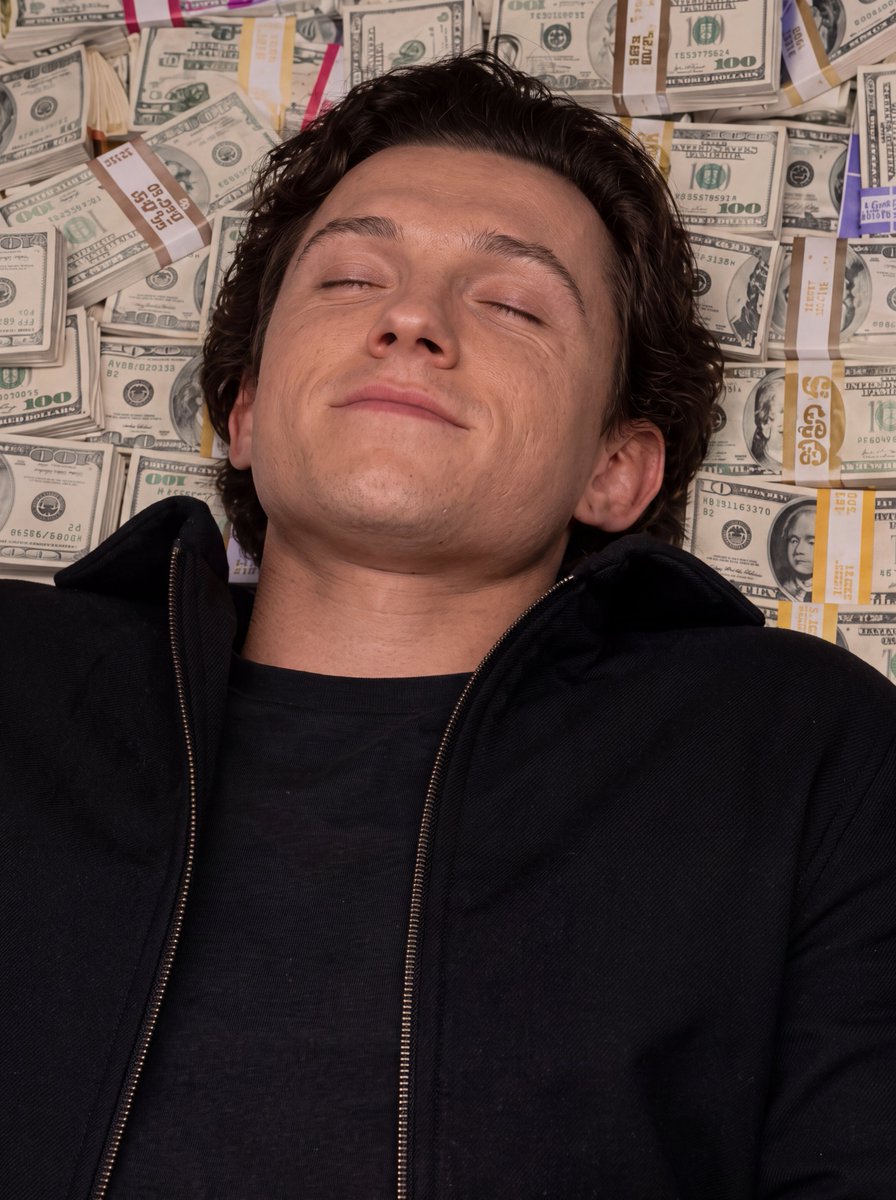 Rap's tweet photo. Tom Holland has now starred in all FOUR of the biggest global opening weekends in box office history‼️

He &amp; Jacob Batalon are the first actors ever to achieve this 🤯 https://t.co/CqsPwBiPCh